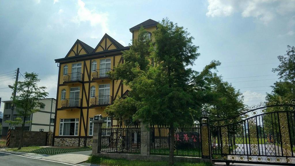 풀리 브레스트 베드 앤 브렉퍼스트 아파트 외부 사진